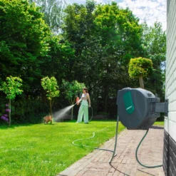 VONROC Automatische Slanghaspel – Incl. 25m Tuinslang, Aansluitslang, Spuitstuk, Koppelingen & Kraanaansluiting -Goedkope Groene Liefde Winkel 1200x1200 1014