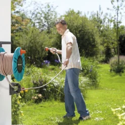 GARDENA - Wandslanghouder 60 Met Slanggeleider - Slanghouder - Maximale Capaciteit 60 Meter -Goedkope Groene Liefde Winkel 1200x880 1