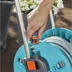 GARDENA - AquaRoll CleverRoll S Set Slangenwagen - Incl. 20 M Slang - Maximaal 40 M Opbergcapaciteit -Goedkope Groene Liefde Winkel 800x1200 40