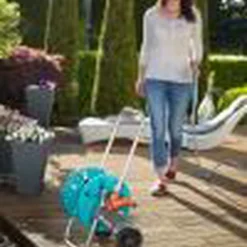 GARDENA AquaRoll S Slangenwagen - Verstelbare Handgreep - Excl. Tuinslang -Goedkope Groene Liefde Winkel 805x1200